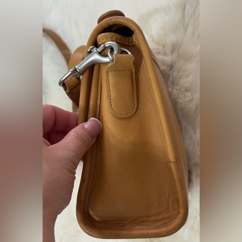 Vintage COACH Costa Rica Court Bag 9870 Camel Leather Shoulder Crossbody #209 - Picture 8 of 16